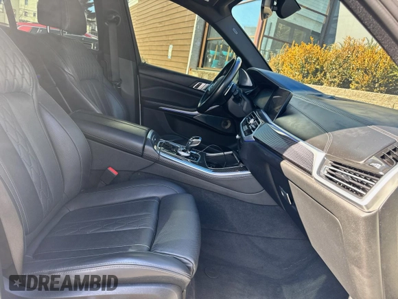 2021 BMW X5 M50i with VIN 5UXJU4C09M9H07838, listed as a Copart auction lot 47020525 with 57,200 mi miles and Clean Title. Bid and sale history available at carsss.com. Image 5.