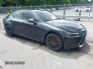 2021 Lexus IS 300 z VIN JTHC81F27M5045061, wystawiony jako IAAI lot #42250307 z przebiegiem 64 770 mil mil oraz . Historia ofert i sprzedaży dostępna na DreamBid. Obrazek 1.