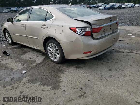 2013 Lexus ES 300h with VIN JTHBW1GG2D2006469, listed as a Copart auction lot 62922655 with 157,817 mi miles and Salvage title. Bid and sale history available at DreamBid. Image 2.