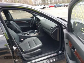2009 Mercedes-Benz C-Class 3.0L Sport with VIN WDDGF81X99R070764, listed as a IAAI auction lot 41971687 with 142,718 mi miles. Bid and sale history available at carsss.com. Image 5.