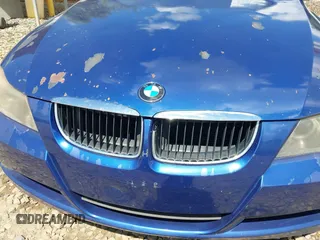 2007 BMW 3 Series 328i with VIN WBAVA33587KX72883, listed as a IAAI auction lot 42632484 with 203,514 mi miles and . Bid and sale history available at DreamBid. Image 13.