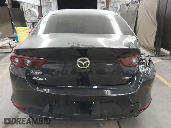 2024 Mazda 3 S Select Sport z VIN 3MZBPABMXRM432614, wystawiony jako IAAI lot #41654313 z przebiegiem Nie podano mil oraz . Historia ofert i sprzedaży dostępna na DreamBid. Obrazek 15.