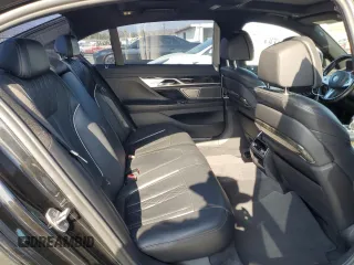 2022 BMW 7 Series 740i with VIN WBA7T2C07NCH95602, listed as a Copart auction lot 72067674 with 136,950 mi miles and Salvage Title. Bid and sale history available at carsss.com. Image 10.