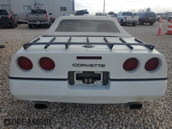 1990 Chevrolet Corvette z VIN 1G1YY3384L5108491, wystawiony jako Copart lot #80079124 z przebiegiem 133 543 mil mil oraz Czysty tytuł • Clean title. Historia ofert i sprzedaży dostępna na DreamBid. Obrazek 6.
