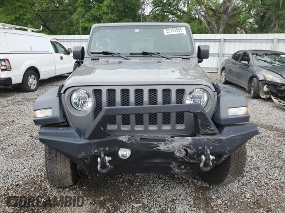 2020 Jeep Wrangler Unlimited Freedom with VIN 1C4HJXDG0LW285901, listed as a Copart auction lot 52193555 with 63,823 mi miles and Salvage title. Bid and sale history available at DreamBid. Image 5.