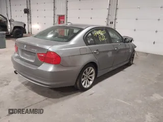 2011 BMW 3 Series 328i xDrive with VIN WBAPK7C51BA819571, listed as a IAAI auction lot 42049051 with 84,742 mi miles and . Bid and sale history available at DreamBid. Image 4.