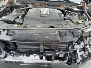 2022 Land Rover Range Rover Sport HSE Dynamic with VIN SALWR2SE9NA224012, listed as a Copart auction lot 84715814 with 42,265 mi miles and Salvage Title. Bid and sale history available at DreamBid. Image 12.