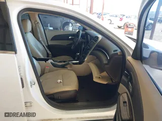 2014 Chevrolet Malibu LT with VIN 1G11E5SL0EF262088, listed as a IAAI auction lot 41614775 with 199,440 mi miles. Bid and sale history available at carsss.com. Image 5.