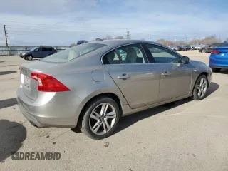 2015 Volvo S60 T5 Drive-E Premier Plus with VIN YV126MFC8F1307154, listed as a Copart auction lot 49146085 with 90,408 mi miles and Clean Title. Bid and sale history available at carsss.com. Image 3.