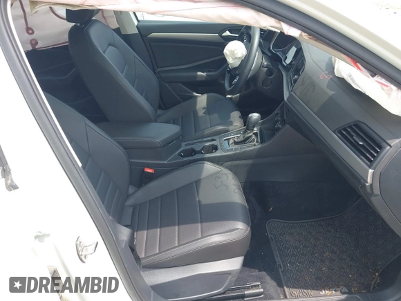 2021 Volkswagen Jetta S with VIN 3VWC57BU0MM036357, listed as a IAAI auction lot 42421734 with 31,324 mi miles and . Bid and sale history available at DreamBid. Image 5.