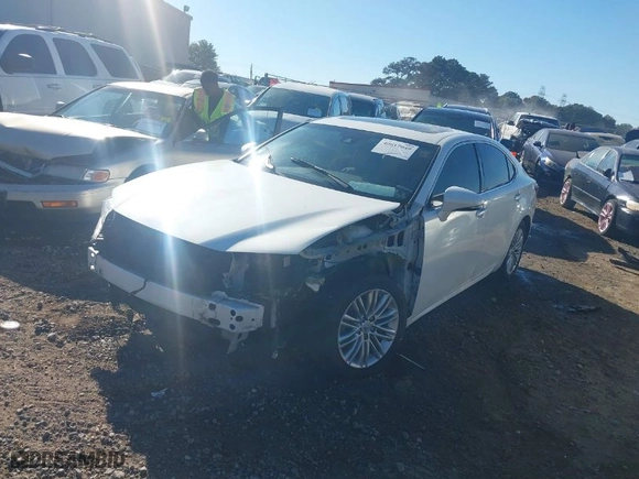 2016 Lexus ES 350 with VIN JTHBK1GG4G2238927, listed as a IAAI auction lot 40617049 with 127,054 mi miles. Bid and sale history available at carsss.com. Image 2.