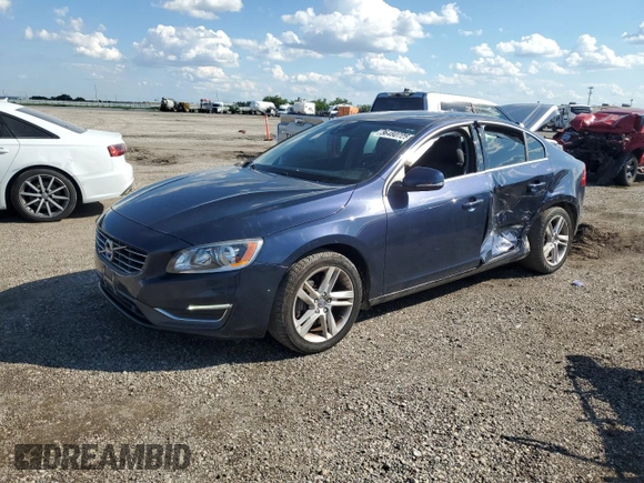 2014 Volvo S60 T5 z VIN YV1612FS5E1296303, wystawiony jako Copart lot #56480725 z przebiegiem 52 318 mil mil oraz Szkody całkowita. Historia ofert i sprzedaży dostępna na DreamBid. Obrazek 1.