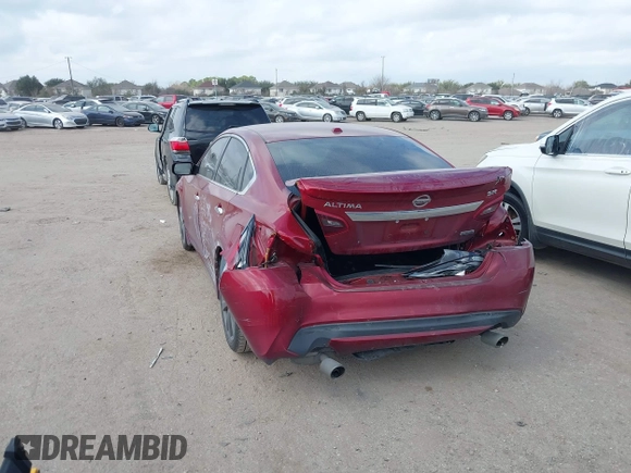 2018 Nissan Altima SV with VIN 1N4AL3AP0JC137065, listed as a IAAI auction lot 41513317 with 49,908 mi miles and . Bid and sale history available at carsss.com. Image 3.