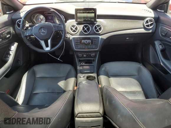 2014 Mercedes-Benz CLA 250 with VIN WDDSJ4EB1EN093666, listed as a Copart auction lot 61816735 with 134,771 mi miles and Salvage title. Bid and sale history available at DreamBid. Image 8.