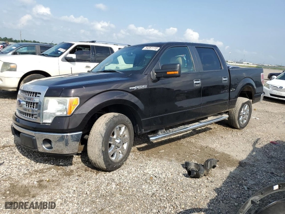 2013 Ford F-150 XL with VIN 1FTFW1CF8DKF24926, listed as a Copart auction lot 54261115 with 191,144 mi miles and Salvage Title. Bid and sale history available at carsss.com. Image 1.