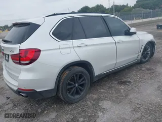 2015 BMW X5 sDrive35i with VIN 5UXKR2C53F0H37625, listed as a IAAI auction lot 41381467 with 110,524 mi miles. Bid and sale history available at carsss.com. Image 4.