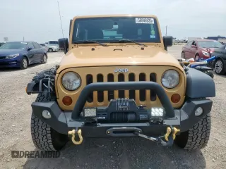 2013 Jeep Wrangler Unlimited Sport z VIN 1C4BJWDG7DL650142, wystawiony jako Copart lot #56846935 z przebiegiem 69 371 mil mil oraz Szkoda całkowita • Salvage title. Historia ofert i sprzedaży dostępna na DreamBid. Obrazek 5.