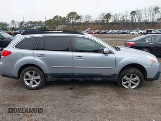 2014 Subaru Outback 2.5i Premium with VIN 4S4BRBCC8E3243525, listed as a IAAI auction lot 41997680 with 137,492 mi miles. Bid and sale history available at carsss.com. Image 13.