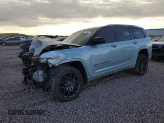 2023 Jeep Grand Cherokee Summit Reserve with VIN 1C4RJKET4P8742190, listed as a Copart auction lot 89284475 with 13,312 mi miles and Salvage title. Bid and sale history available at DreamBid. Image 1.