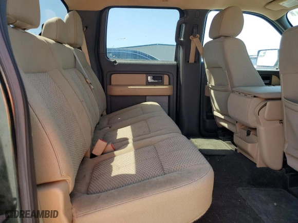 2014 Ford F-150 XL with VIN 1FTFW1CT2EFB42388, listed as a Copart auction lot 52517095 with 119,878 mi miles and Clean Title. Bid and sale history available at carsss.com. Image 10.
