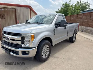 2017 Ford F-250 XL with VIN 1FTBF2A69HEE45339, listed as a Copart auction lot 58622805 with 170,018 mi miles and Clean title. Bid and sale history available at DreamBid. Image 2.