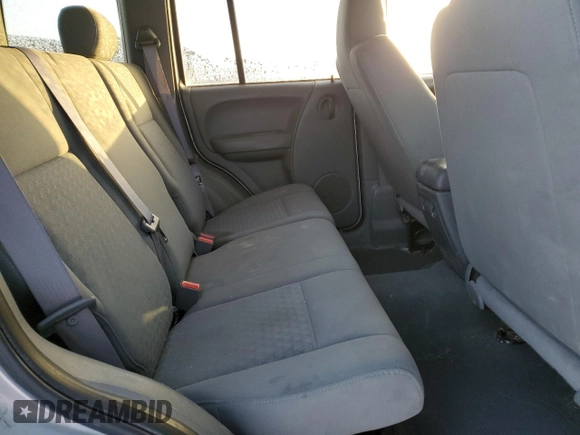 2006 Jeep Liberty Sport with VIN 1J4GL48536W263869, listed as a Copart auction lot 42359115 with Not Provided miles and Clean Title. Bid and sale history available at carsss.com. Image 11.