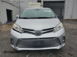 2019 Toyota Sienna XLE Auto Access Seat z VIN 5TDYZ3DC1KS969465, wystawiony jako Copart lot #56800805 z przebiegiem 151 485 mil mil oraz Szkoda całkowita • Salvage title. Historia ofert i sprzedaży dostępna na DreamBid. Obrazek 5.