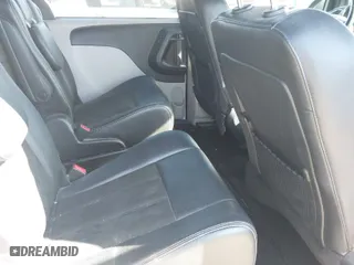 2019 Dodge Grand Caravan SXT with VIN 2C4RDGCG3KR631511, listed as a IAAI auction lot 41790575 with 215,338 mi miles. Bid and sale history available at carsss.com. Image 8.