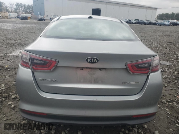 2015 Kia Optima EX z VIN KNAGN4ADXF5088640, wystawiony jako Copart lot #51406765 z przebiegiem 124 970 mil mil oraz Szkoda całkowita • Salvage title. Historia ofert i sprzedaży dostępna na DreamBid. Obrazek 6.