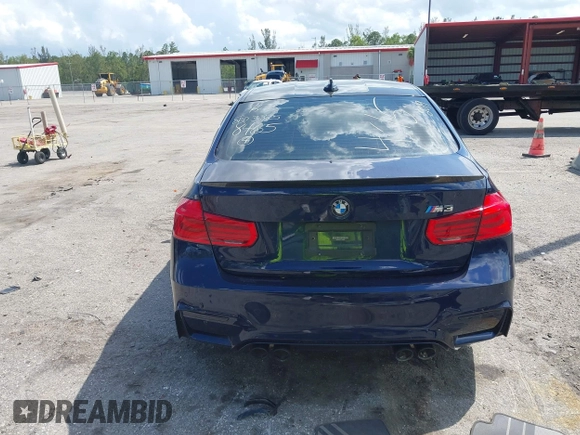 2018 BMW M3 z VIN WBS8M9C57J5K98465, wystawiony jako IAAI lot #41918104 z przebiegiem 44 100 mil mil oraz . Historia ofert i sprzedaży dostępna na DreamBid. Obrazek 17.