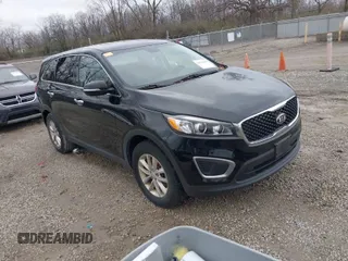 2016 Kia Sorento LX with VIN 5XYPG4A39GG164569, listed as a IAAI auction lot 41931883 with 50,786 mi miles. Bid and sale history available at carsss.com. Image 1.