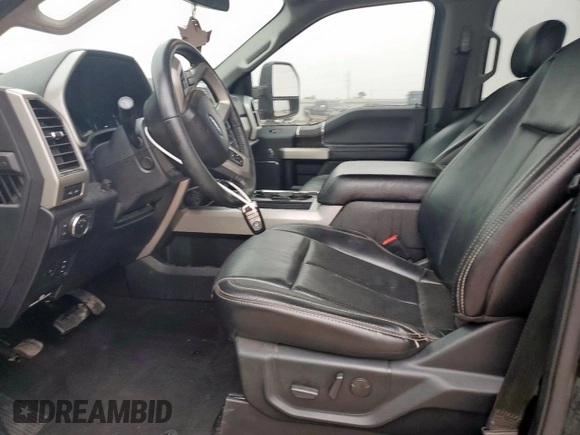 2020 Ford F-250 XL z VIN 1FT7W2BT5LEE67941, wystawiony jako Copart lot #57270215 z przebiegiem 143 669 mil mil oraz Szkoda całkowita • Salvage title. Historia ofert i sprzedaży dostępna na DreamBid. Obrazek 7.
