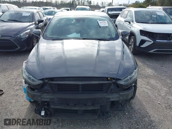 2018 Ford Fusion SE with VIN 3FA6P0HD3JR162709, listed as a IAAI auction lot 40989758 with 75,966 mi miles. Bid and sale history available at carsss.com. Image 12.