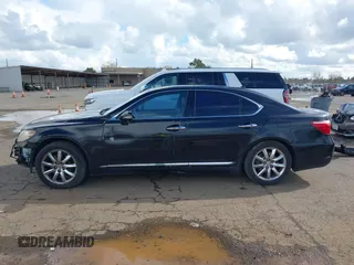 2011 Lexus LS 460 с VIN JTHBL5EFXB5102887, выставлен на аукционе IAAI как лот 41829214 с пробегом 161 822 миль миль и . История ставок и продаж доступна на DreamBid. Изображение 15.