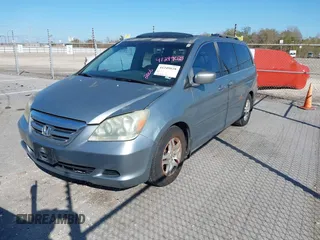 2006 Honda Odyssey EX-L with VIN 5FNRL38756B031675, listed as a IAAI auction lot 41249028 with 152,240 mi miles. Bid and sale history available at carsss.com. Image 2.