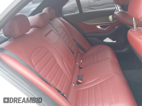 2017 Mercedes-Benz C 300 с VIN 55SWF4JB6HU183934, выставлен на аукционе IAAI как лот 42093303 с пробегом 120 000 миль миль и . История ставок и продаж доступна на DreamBid. Изображение 8.