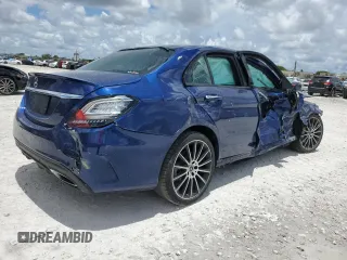 2020 Mercedes-Benz C 300 with VIN 55SWF8DB2LU324185, listed as a Copart auction lot 62493305 with 33,259 mi miles and Clean title. Bid and sale history available at DreamBid. Image 3.