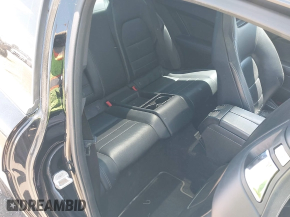 2013 Mercedes-Benz C 250 с VIN WDDGJ4HB1DG061191, выставлен на аукционе IAAI как лот 42697264 с пробегом 152 348 миль миль и . История ставок и продаж доступна на DreamBid. Изображение 8.