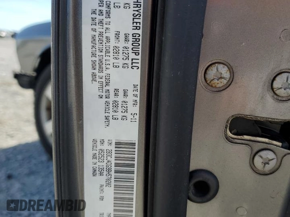 2011 Dodge Challenger z VIN 2B3CJ4DG9BH570202, wystawiony jako Copart lot #73284844 z przebiegiem 217 850 mil mil oraz Szkoda całkowita • Salvage title. Historia ofert i sprzedaży dostępna na DreamBid. Obrazek 12.