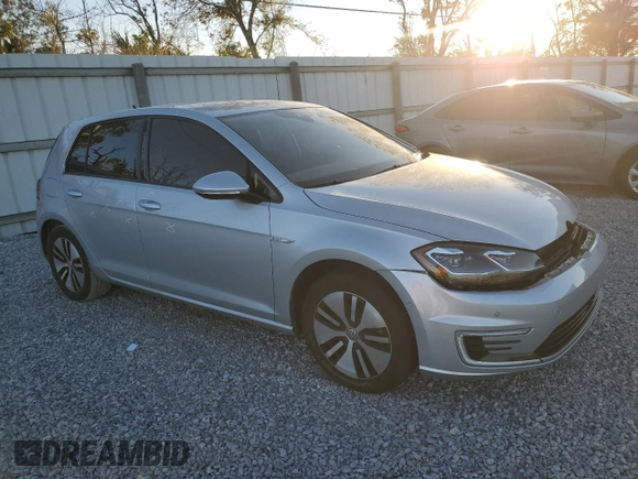 2019 Volkswagen Golf SEL Premium with VIN WVWPR7AU1KW907824, listed as a Copart auction lot 83058704 with 23,688 mi miles and Salvage title. Bid and sale history available at DreamBid. Image 4.