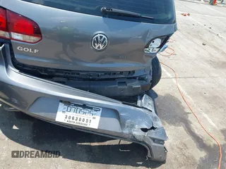 2014 Volkswagen Golf with VIN WVWDB7AJ0EW002332, listed as a IAAI auction lot 42449267 with 55,496 mi miles and . Bid and sale history available at DreamBid. Image 17.