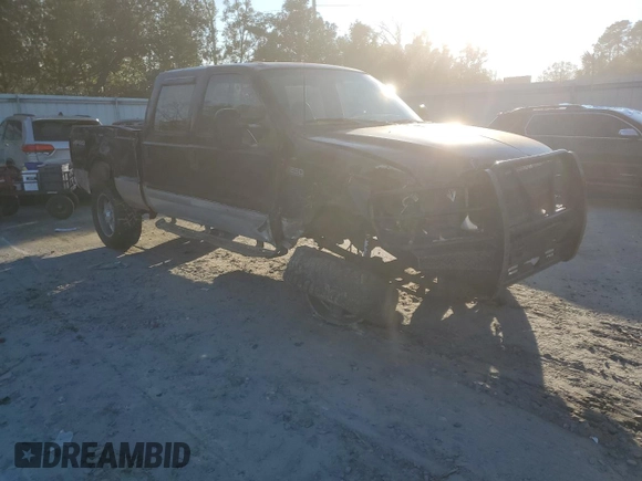 1999 Ford Super Duty F-250 XL with VIN 1FTNW21S4XEE54748, listed as a Copart auction lot 41395325 with 298,200 mi miles and Salvage Title. Bid and sale history available at carsss.com. Image 4.