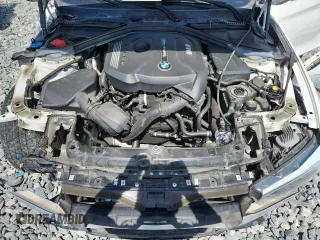 2019 BMW 4 Series 430i z VIN WBA4J1C53KBM17256, wystawiony jako Copart lot #58202195 z przebiegiem 69 442 mil mil oraz Szkoda całkowita • Salvage title. Historia ofert i sprzedaży dostępna na DreamBid. Obrazek 11.