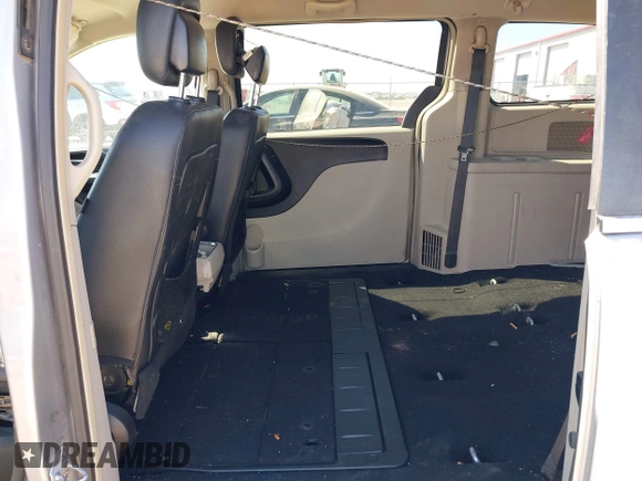 2016 Chrysler Town & Country Touring with VIN 2C4RC1BG7GR157863, listed as a IAAI auction lot 41849422 with 218,936 mi miles and . Bid and sale history available at DreamBid. Image 8.