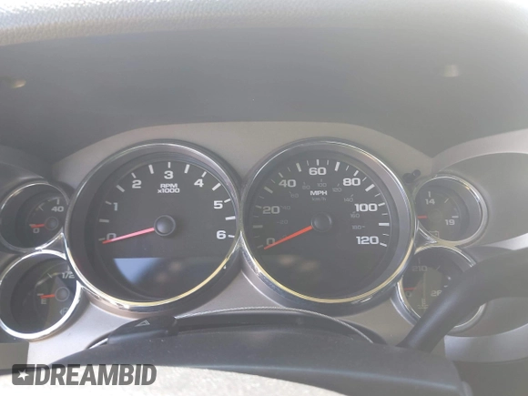 2010 GMC Sierra 1500 SLE z VIN 3GTRKVE35AG209183, wystawiony jako IAAI lot #42064516 z przebiegiem Nie podano mil oraz . Historia ofert i sprzedaży dostępna na DreamBid. Obrazek 7.