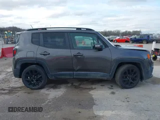 2017 Jeep Renegade Altitude z VIN ZACCJABB7HPE88450, wystawiony jako IAAI lot #41785466 z przebiegiem 119 370 mil mil oraz . Historia ofert i sprzedaży dostępna na DreamBid. Obrazek 13.