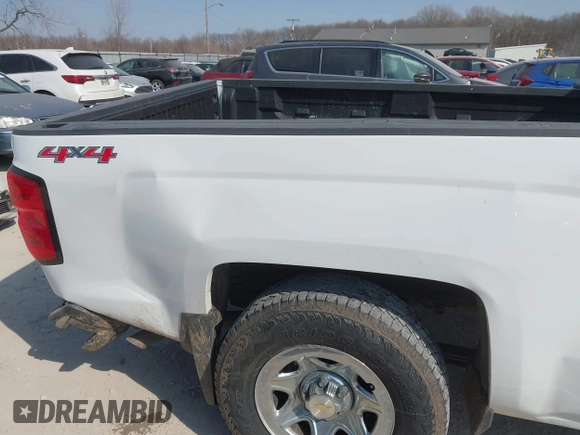 2015 Chevrolet Silverado 1500 Work Truck with VIN 1GCNKPEC6FZ240489, listed as a IAAI auction lot 41785221 with 113,599 mi miles. Bid and sale history available at carsss.com. Image 6.
