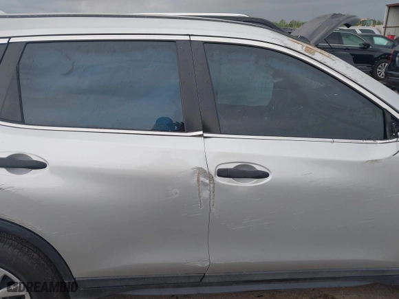 2017 Nissan Rogue SL with VIN 5N1AT2MT0HC884071, listed as a IAAI auction lot 41879410 with 1 mi miles. Bid and sale history available at carsss.com. Image 13.