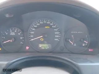 2004 Chevrolet Malibu with VIN 1G1ZS52F64F185313, listed as a IAAI auction lot 41594088 with 178,172 mi miles. Bid and sale history available at carsss.com. Image 7.