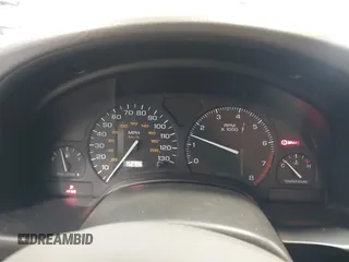 2002 Saturn LS z VIN 1G8JW54RX2Y581918, wystawiony jako IAAI lot #42291899 z przebiegiem 152 706 mil mil oraz . Historia ofert i sprzedaży dostępna na DreamBid. Obrazek 7.